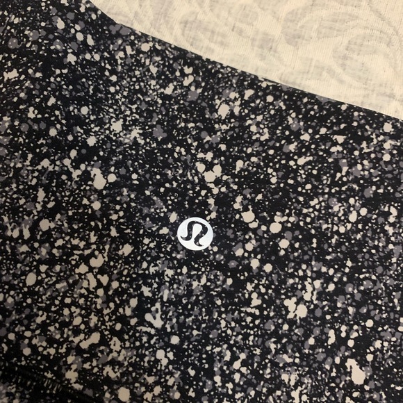 Lululemon paint splatter full length leggings - Picture 3 of 3